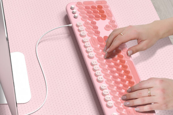 Retro Wired Keyboard