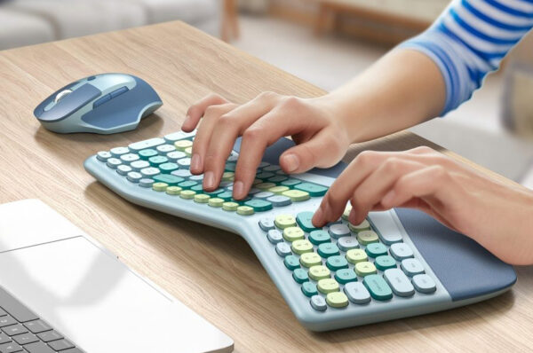 ergonomic wireless keyboard and mouse combo